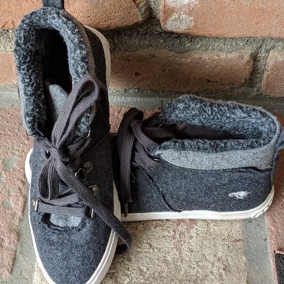 Rocket Dog Shoes - Rocket Dog Grey Flannel High Tops, Grey Sz 7